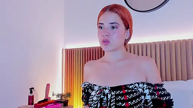 Snapshot of alliss_ginger_ chatting on March 18, 2025, 8:48 pm alliss ginger  online show from March 18, 2025, 8:48 pm