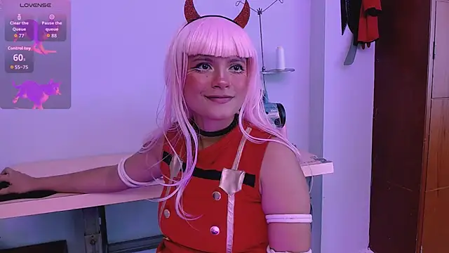 Snapshot of Mattilda_18 chatting on September 29, 2025, 8:25 pm Mattilda 18 online show from September 29, 2025, 8:25 pm