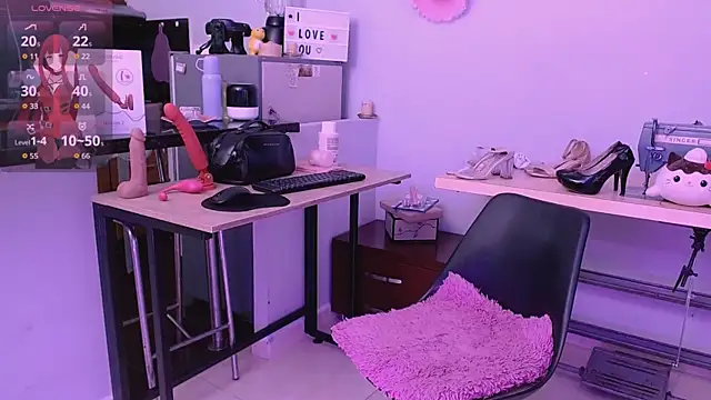 Snapshot of Mattilda_18 chatting on September 24, 2025, 7:53 pm Mattilda 18 online show from September 24, 2025, 7:53 pm