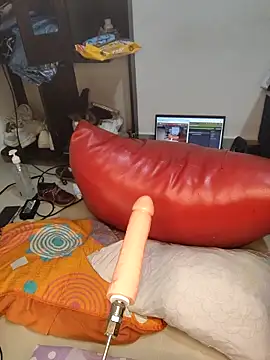 Snapshot of lunitasexy chatting on October 31, 2025, 2:41 am lunitasexy online show from October 31, 2025, 2:41 am