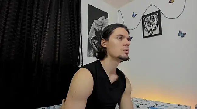 Snapshot of maxi_styles chatting on March 11, 2025, 8:53 pm maxi styles online show from March 11, 2025, 8:53 pm