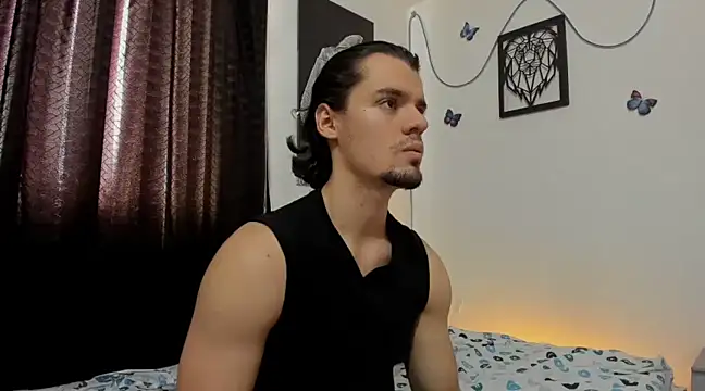 Snapshot of maxi_styles chatting on March 15, 2025, 7:05 pm maxi styles online show from March 15, 2025, 7:05 pm