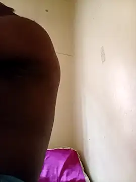 Snapshot of Dube501 chatting on September 19, 2025, 6:06 am Dube501 online show from September 19, 2025, 6:06 am