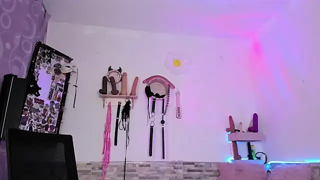 amyswallow7 online show from February 22, 2026, 1:52 am