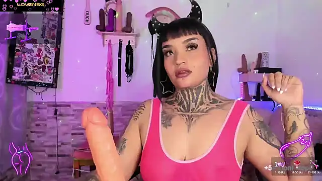 amyswallow7 online show from March 12, 2026, 12:49 am