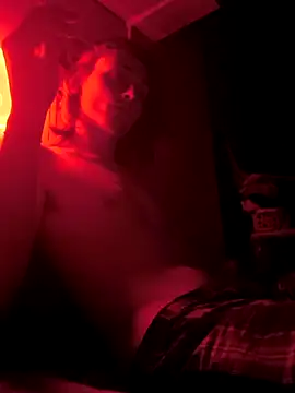 cherryboi21 online show from November 14, 2025, 5:44 am