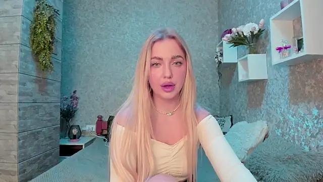 Snapshot of Mika_Rayy chatting on October 25, 2025, 8:53 pm Mika Rayy online show from October 25, 2025, 8:53 pm