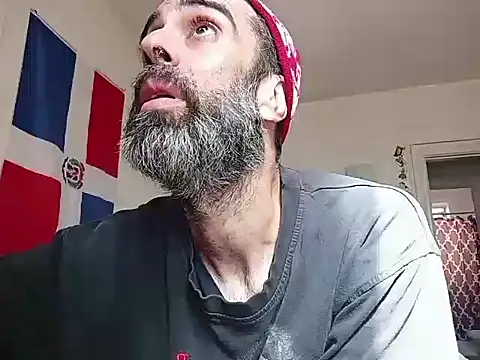 Snapshot of BaByArM81 chatting on October 3, 2025, 3:35 pm BaByArM81 online show from October 3, 2025, 3:35 pm