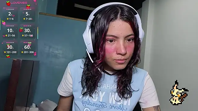 Snapshot of Lovelyamyy chatting on September 24, 2025, 5:41 pm Lovelyamyy online show from September 24, 2025, 5:41 pm