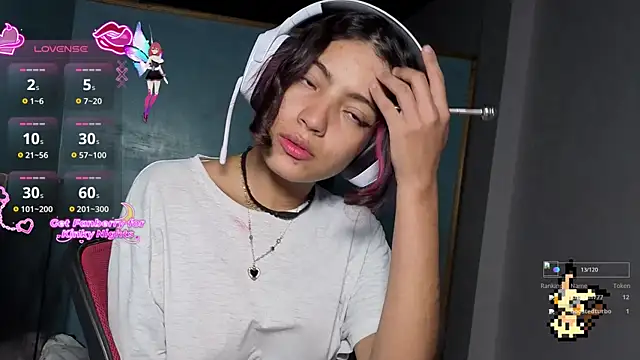 Snapshot of Lovelyamyy chatting on October 27, 2025, 11:22 am Lovelyamyy online show from October 27, 2025, 11:22 am