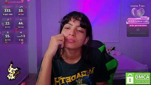 Lovelyamyy online show from March 19, 2026, 5:40 am