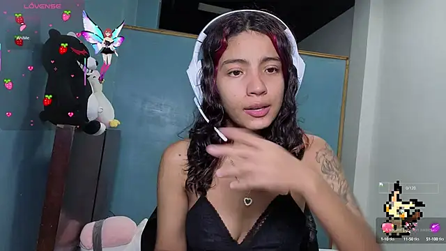 Snapshot of Lovelyamyy chatting on October 2, 2025, 3:54 am Lovelyamyy online show from October 2, 2025, 3:54 am