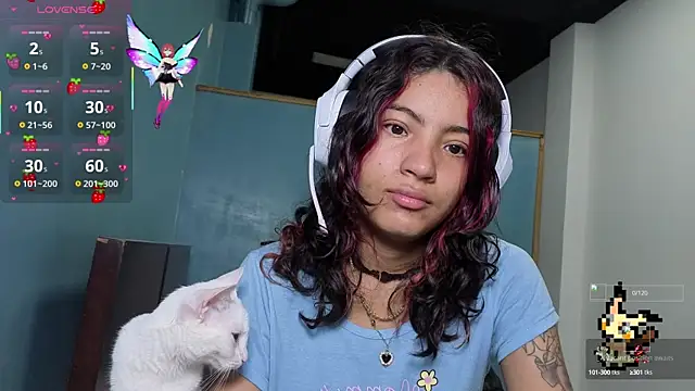 Snapshot of Lovelyamyy chatting on October 3, 2025, 7:15 pm Lovelyamyy online show from October 3, 2025, 7:15 pm