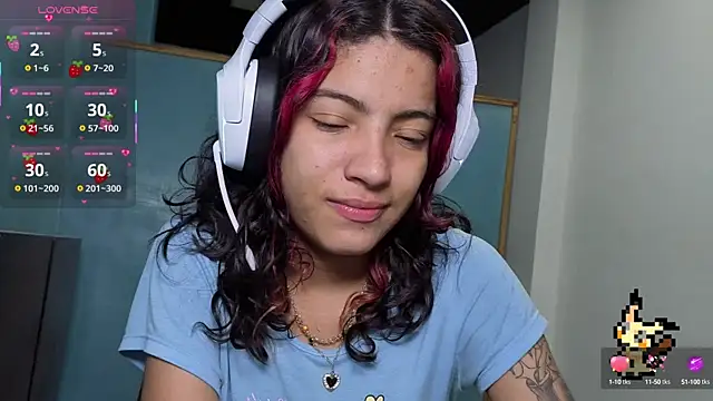 Snapshot of Lovelyamyy chatting on October 9, 2025, 8:59 am Lovelyamyy online show from October 9, 2025, 8:59 am