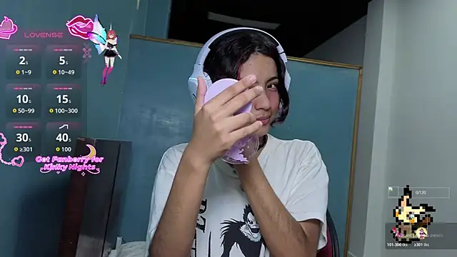 Snapshot of Lovelyamyy chatting on October 29, 2025, 10:42 pm Lovelyamyy online show from October 29, 2025, 10:42 pm