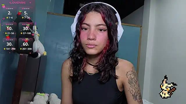 Snapshot of Lovelyamyy chatting on October 2, 2025, 3:59 pm Lovelyamyy online show from October 2, 2025, 3:59 pm