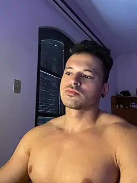 Lucasfit24 online show from March 4, 2025, 1:28 pm