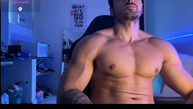 Lucasfit24 online show from March 1, 2026, 3:01 pm