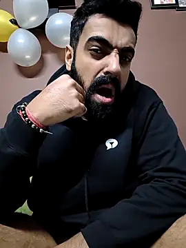 vaibhavchugh38 online show from February 6, 2026, 10:33 am