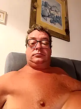 Snapshot of MountJohnXL chatting on February 23, 2025, 3:24 am MountJohnXL online show from February 23, 2025, 3:24 am