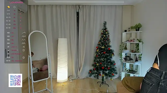 FloraHaskell online show from January 15, 2025, 4:04 am