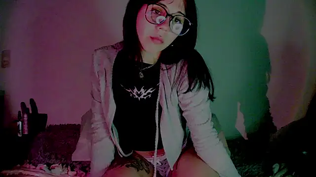 w4xxita online show from May 22, 2026, 3:15 am