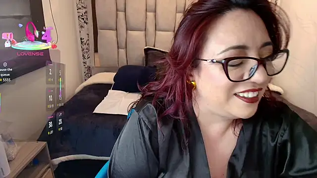 Victoria Adamns online show from February 25, 2026, 12:05 pm