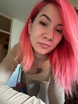 Snapshot of Tinkarbell21 chatting on October 30, 2025, 6:12 am Tinkarbell21 online show from October 30, 2025, 6:12 am