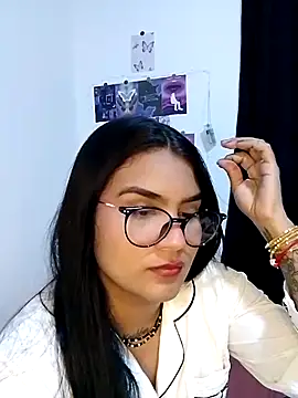 Renata 222 online show from September 15, 2025, 1:28 am