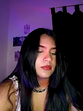 Renata 222 online show from September 12, 2025, 2:01 am