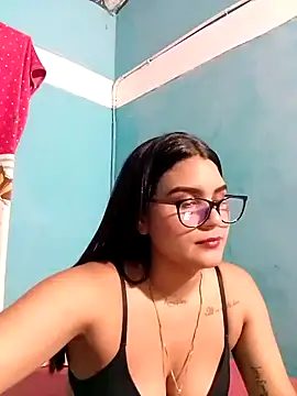 Renata 222 online show from February 6, 2025, 4:21 am