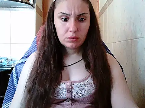 Snapshot of Yuliia30 chatting on July 19, 2026, 10:01 am Yuliia30 online show from July 19, 2026, 10:01 am