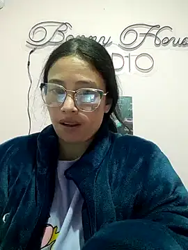 Snapshot of abby_rouse18 chatting on March 9, 2025, 3:49 pm abby rouse18 online show from March 9, 2025, 3:49 pm