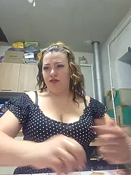 Snapshot of Jyleta chatting on October 2, 2025, 8:45 pm Jyleta online show from October 2, 2025, 8:45 pm