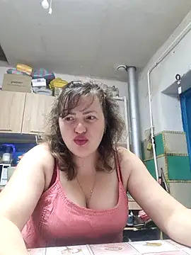 Snapshot of Jyleta chatting on June 15, 2026, 8:41 pm Jyleta online show from June 15, 2026, 8:41 pm