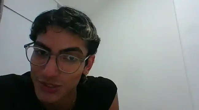 Snapshot of Axel_Twink1 chatting on February 27, 2025, 11:04 pm Axel Twink1 online show from February 27, 2025, 11:04 pm