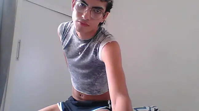 Snapshot of Axel_Twink1 chatting on February 13, 2025, 2:52 pm Axel Twink1 online show from February 13, 2025, 2:52 pm