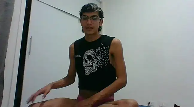 Snapshot of Axel_Twink1 chatting on February 12, 2025, 3:51 am Axel Twink1 online show from February 12, 2025, 3:51 am
