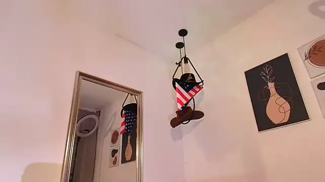 Snapshot of orlando_yate chatting on October 26, 2025, 5:30 am orlando yate online show from October 26, 2025, 5:30 am