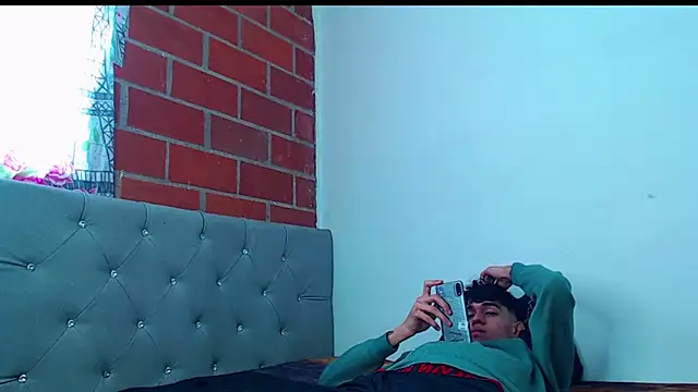 Alejandro bigdick x online show from February 26, 2025, 4:05 pm