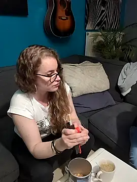 Snapshot of Miss_luxiole chatting on September 16, 2025, 7:37 pm Miss luxiole online show from September 16, 2025, 7:37 pm