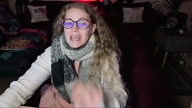 Miss luxiole online show from November 7, 2025, 5:39 pm