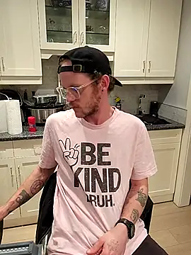 SoxxyNsh online show from April 5, 2026, 1:34 am