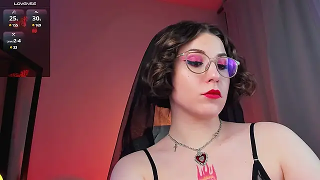 Snapshot of Eva_Moss_ chatting on February 1, 2025, 12:29 am Eva Moss online show from February 1, 2025, 12:29 am