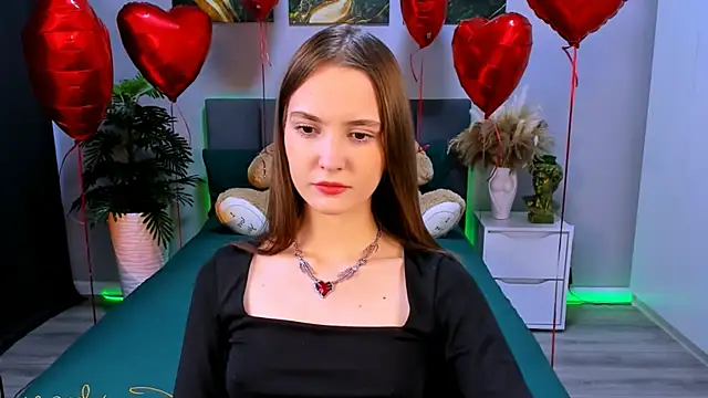 Snapshot of SamanthaaaWalker chatting on March 8, 2025, 6:32 am SamanthaaaWalker online show from March 8, 2025, 6:32 am