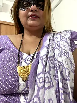 Miss-Jasmine online show from October 6, 2025, 7:53 am