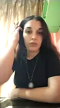Snapshot of Rosanna_Rennie chatting on February 18, 2025, 12:17 pm Rosanna Rennie online show from February 18, 2025, 12:17 pm