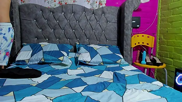 HannayAxeel online show from March 15, 2025, 2:03 am