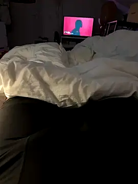 Snapshot of GastonBig chatting on January 5, 2026, 10:46 pm GastonBig online show from January 5, 2026, 10:46 pm