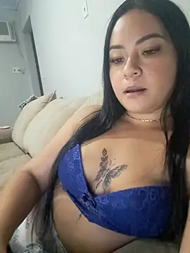 Novinhabonequinha3 online show from February 4, 2025, 10:34 pm